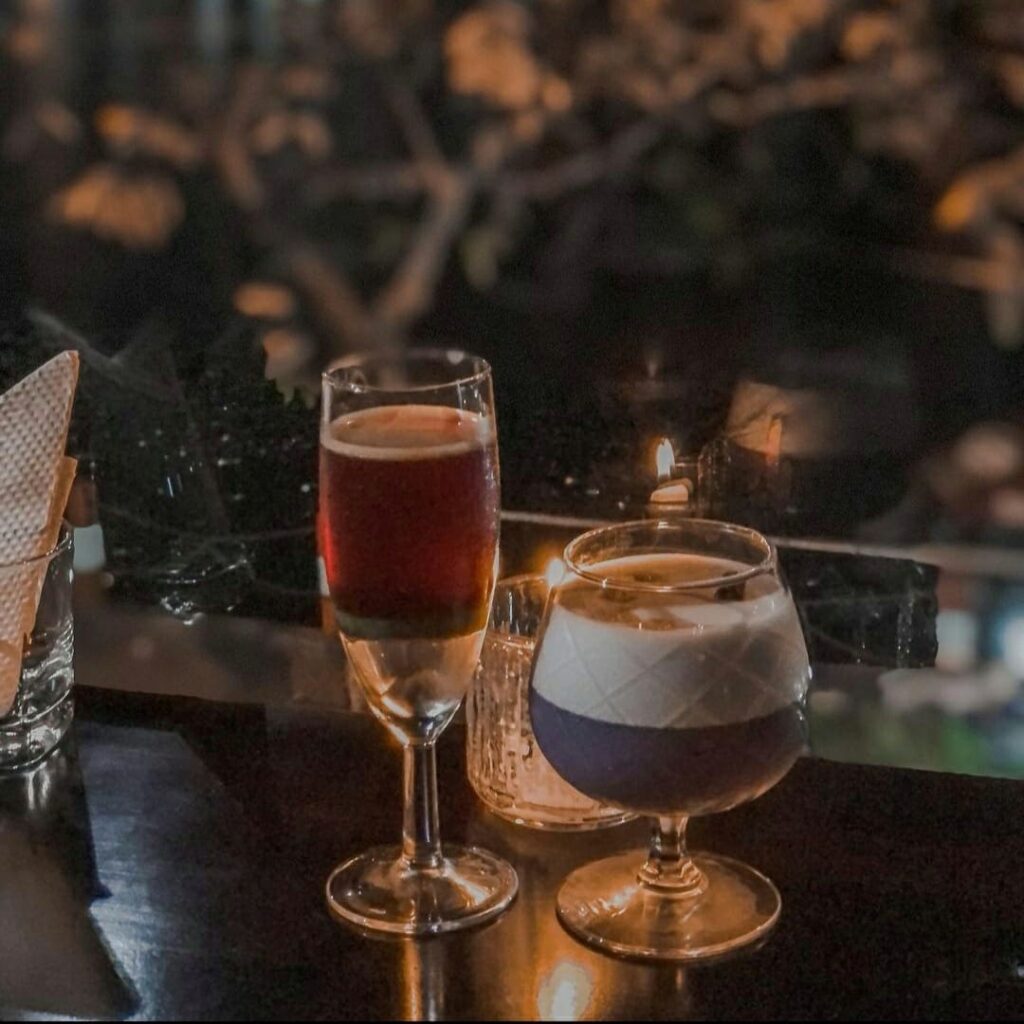 Déjà Vu - Cocktail & wine bar